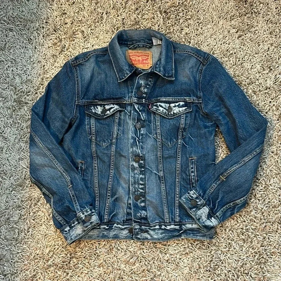 Levi’s Women Original Trucker Med/Dark Wash Jean Jacket Size Small - Picture 2 of 9